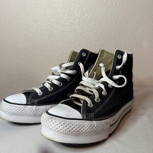 Platform Converse Chuck Taylor All Star high-top sneakers in black and white